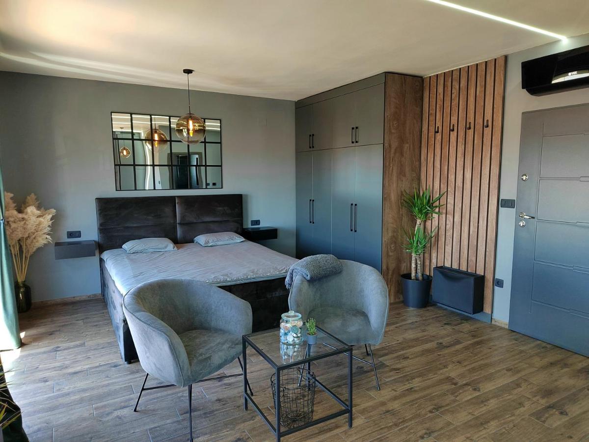 Modern Studio With A Beautiful View Раб Экстерьер фото
